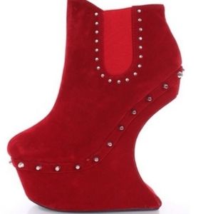 Bumper brand heel less bootie